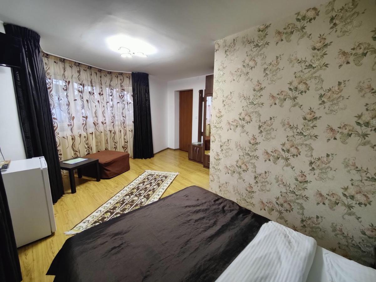 Casa Adina Hotel Sinaia Luaran gambar